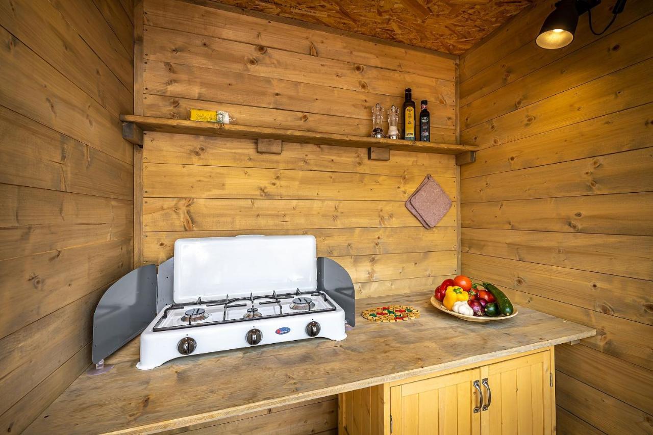 Camping Internazionale Etruria カスティリオーネ・デッラ・ペスカーイア エクステリア 写真
