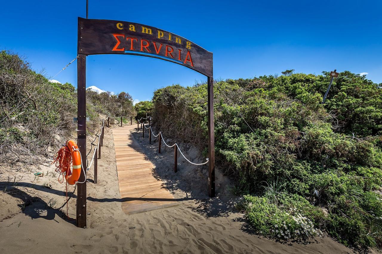 Camping Internazionale Etruria カスティリオーネ・デッラ・ペスカーイア エクステリア 写真